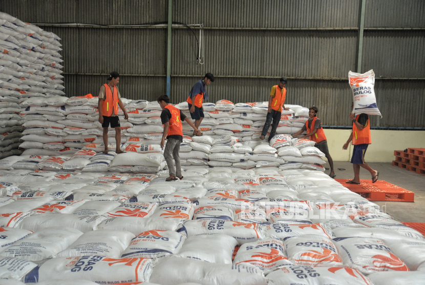 program bantuan disetop, harga beras langsung meroket