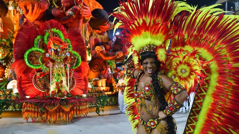 amazon, les images impressionnantes du carnaval de rio (photos et vidéos)