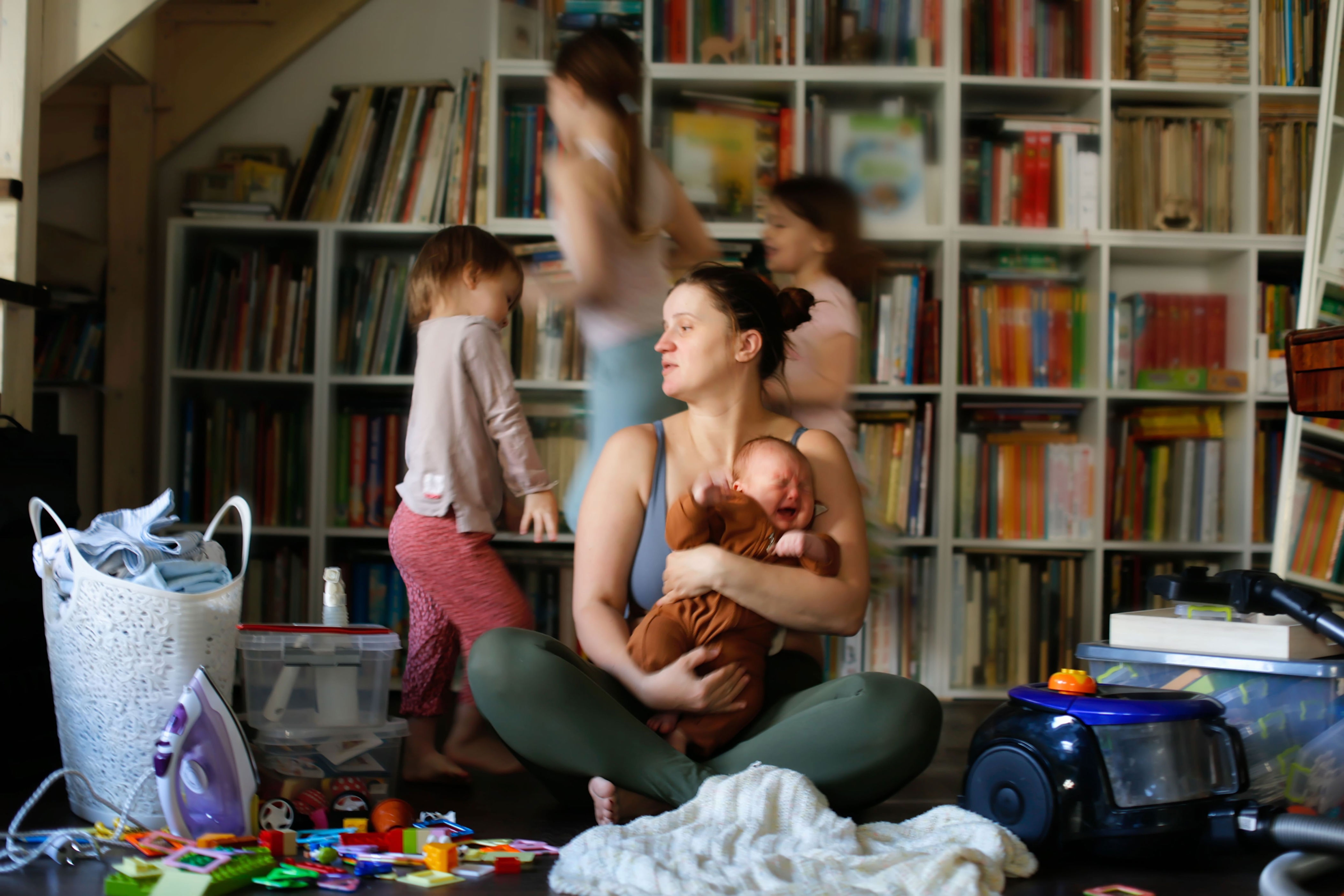 “no soy suficiente”: cinco creencias limitantes en la maternidad y cómo gestionarlas