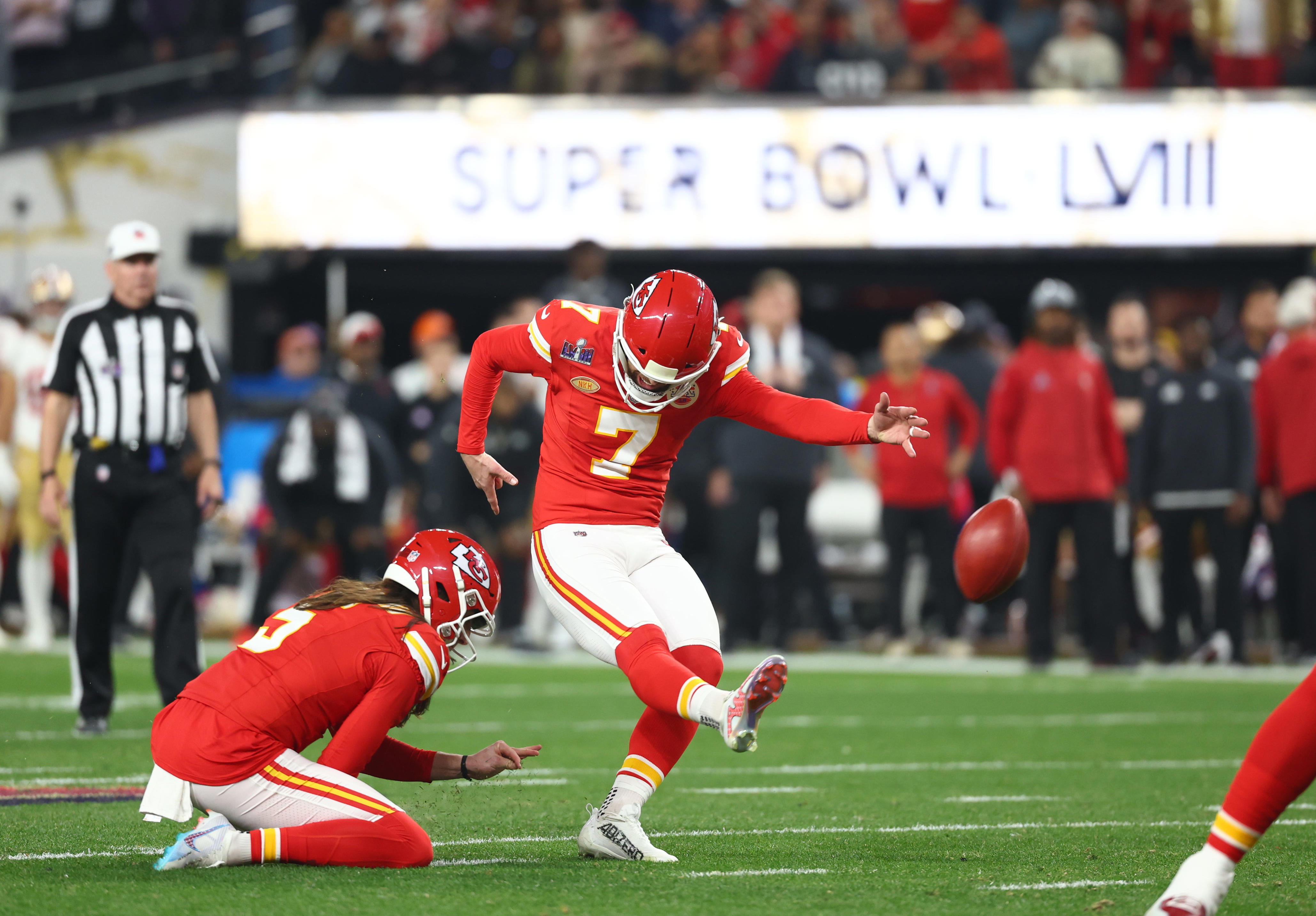 Patrick Mahomes Leads Chiefs To Super Bowl 58 Win With Stunning ...