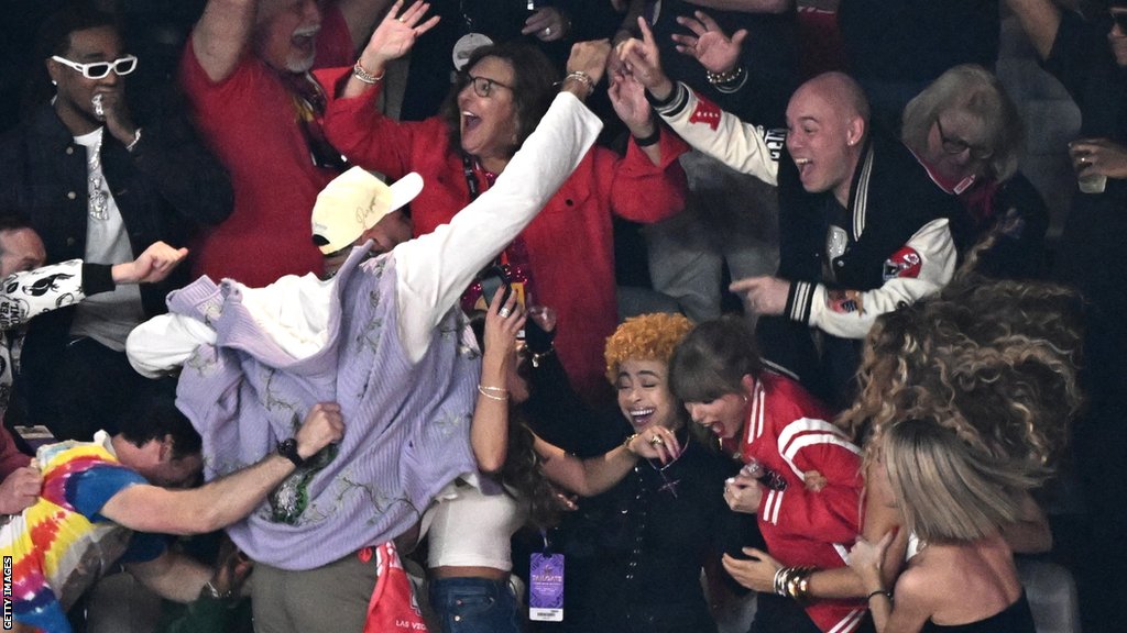 swift, bieber and jay-z - super bowl 58 in pictures