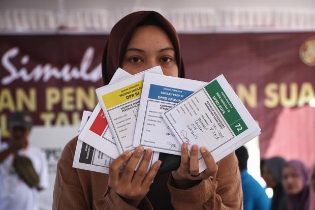 Daftar 81 Lembaga Survei - Quick Count Resmi Pemilu 2024 Terdaftar KPU