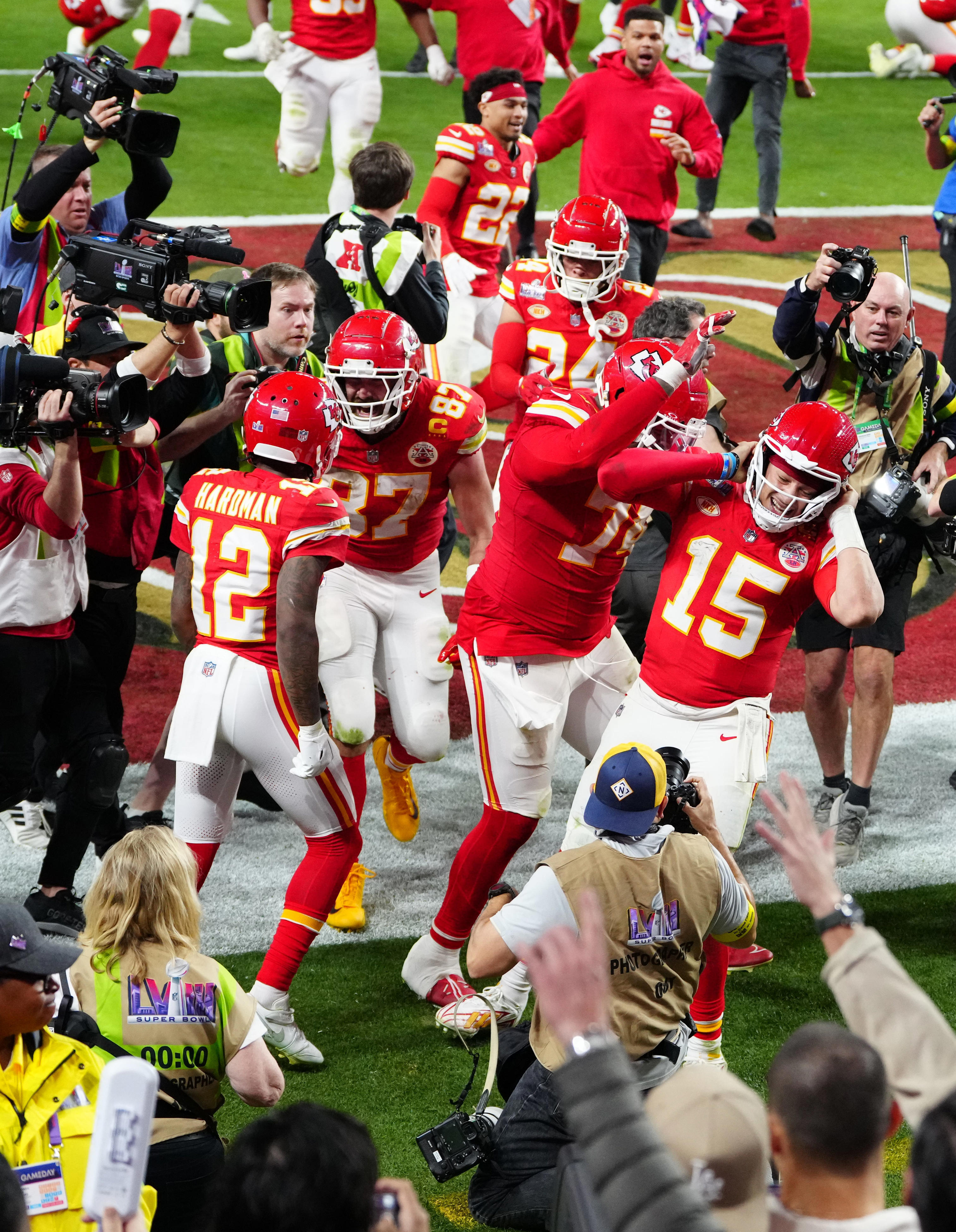 How Patrick Mahomes led Chiefs on a thrilling 13-play, 75-yard Super Bowl 58 winning drive