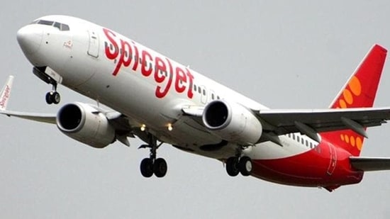 spicejet to lay off 1400 employees to save costs, retain investor interest