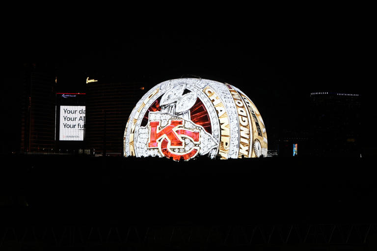 The Las Vegas Sphere displayed the coolest Super Bowl graphics to