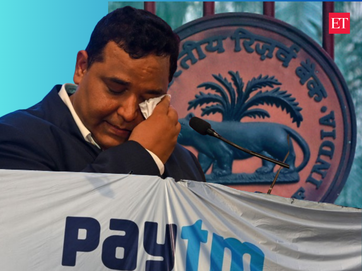 paytm payments bank's director resigns