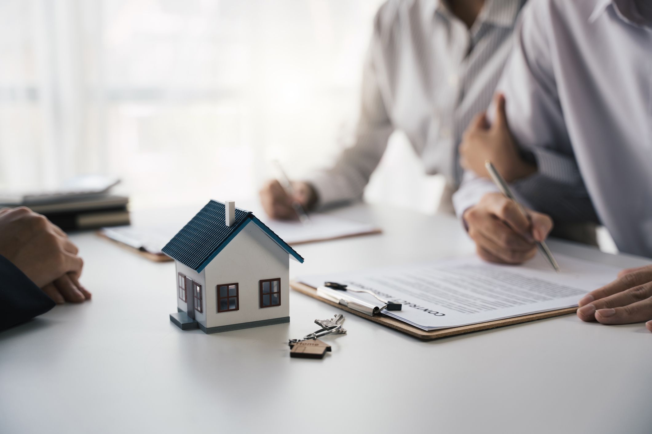 <h1><a href="https://www.msn.com/en-us/news/other/how-are-mortgage-taxes-calculated/ar-BB1hqqC1?disableErrorRedirect=true&infiniteContentCount=0">How Are Mortgage Taxes Calculated?</a></h1>