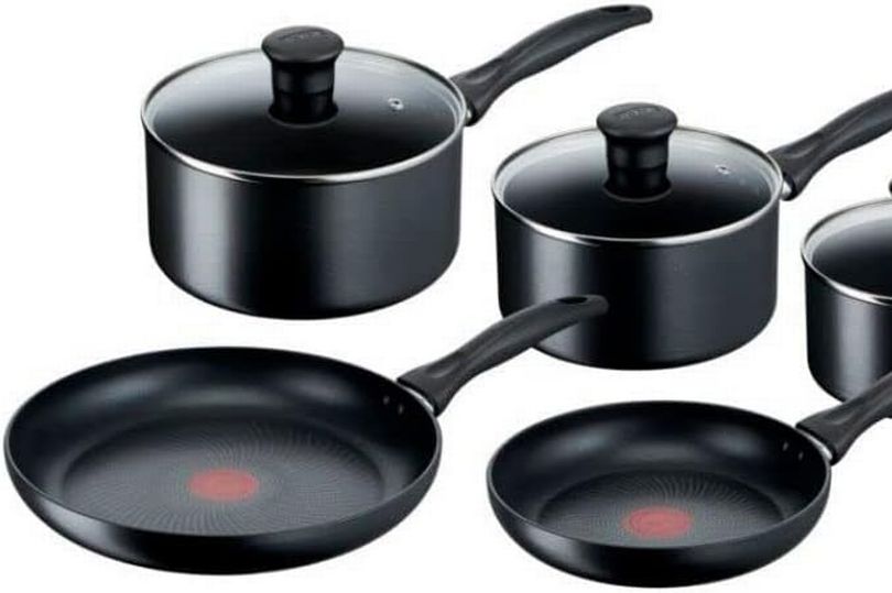 amazon, amazon knocks £80 off 'fantastic' tefal non-stick frying pan set that leaves 'no food waste'
