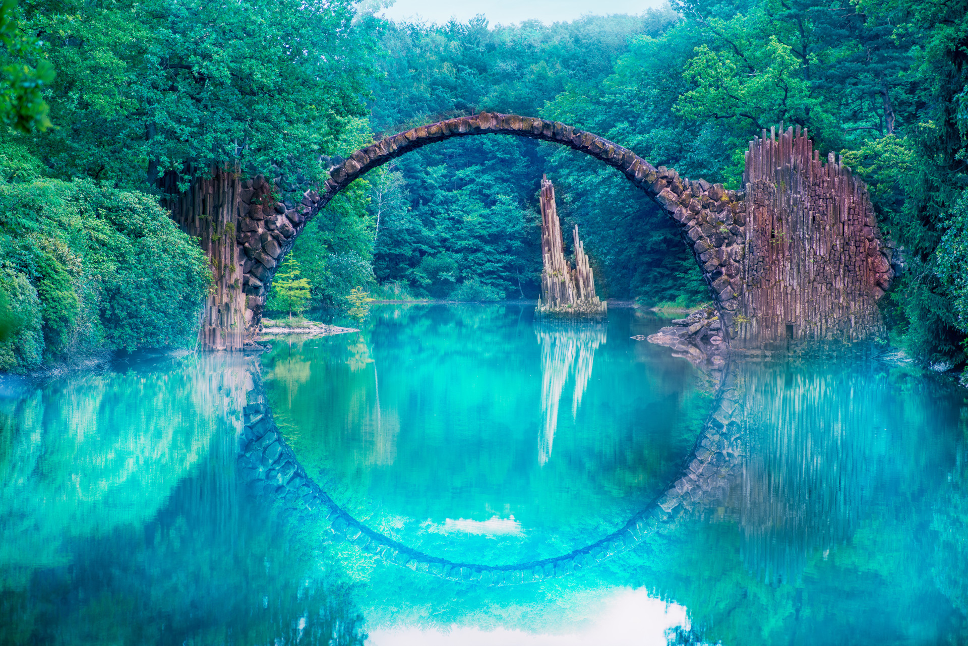 Europe's 'Devil Bridges': do you dare crossing them?