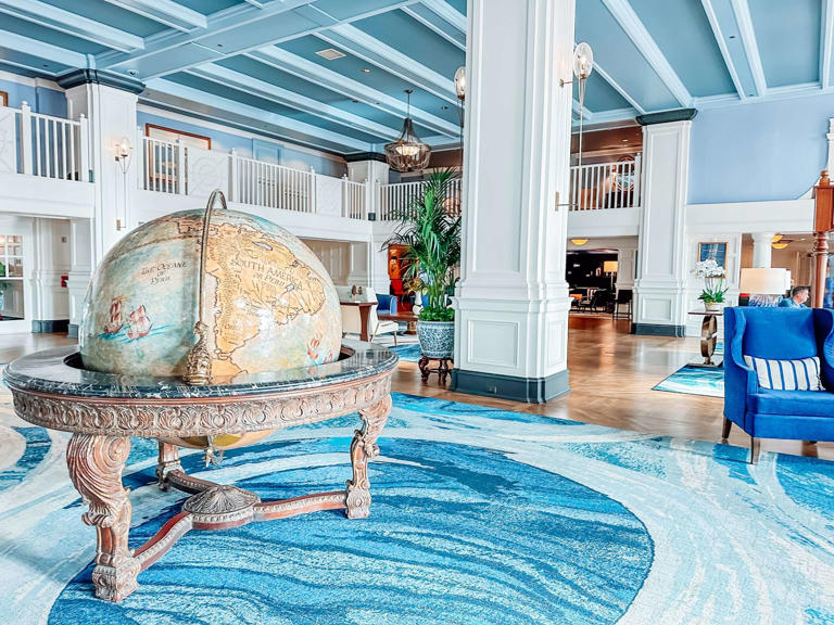 Disney Yacht Club Resort Lobby