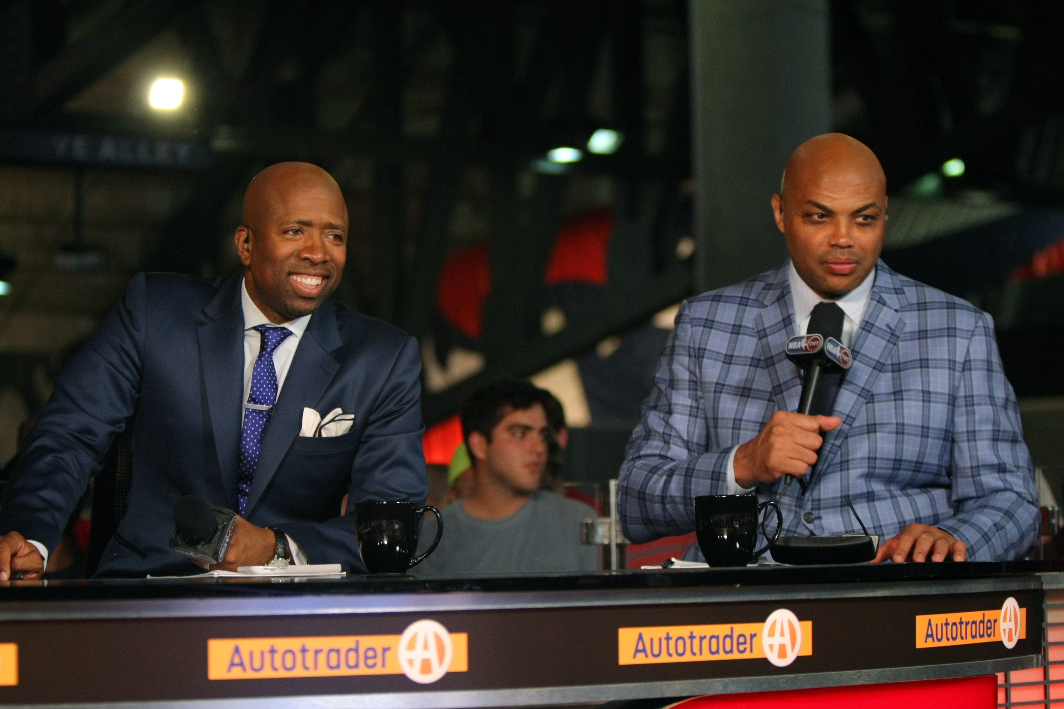 'nba on tnt' analyst kenny smith doubles down on steph vs. sabrina comments
