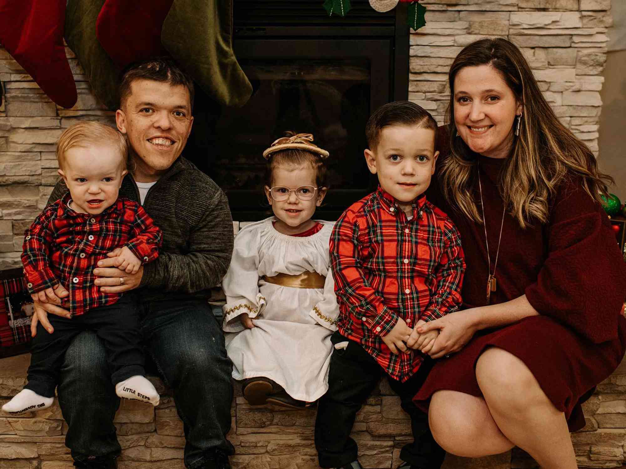 Tori Roloff Instagram Zach Roloff and Tori Roloff with their kids Jackson, Lilah, and Josiah