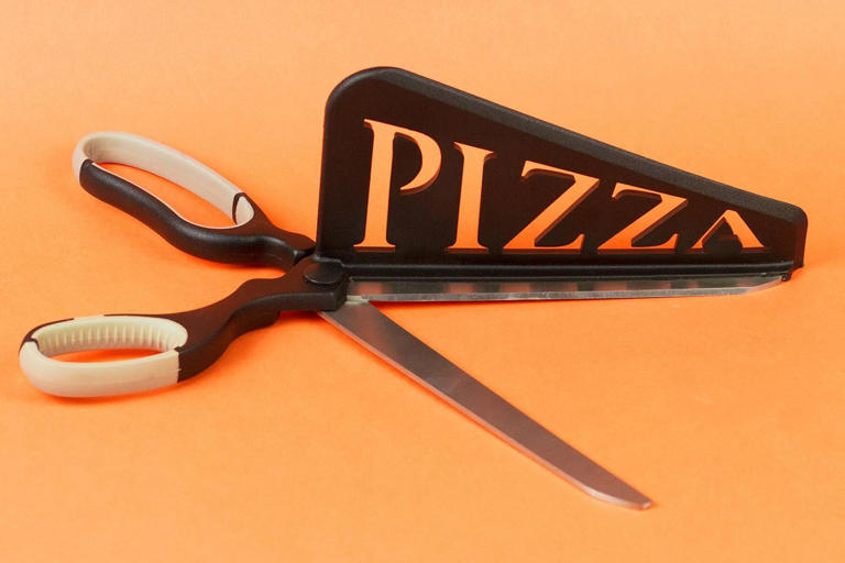 Best pizza cutters for the perfect slice, tried and tested