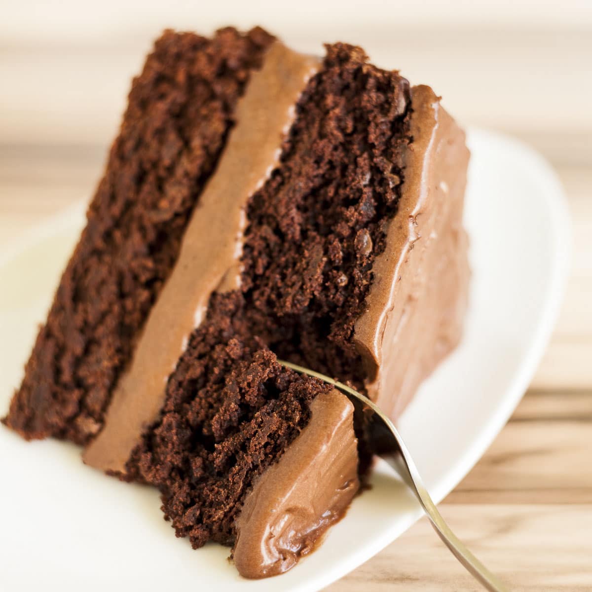 <p>Psyllium husk can be used as an egg replacement to bind ingredients in baked dishes. Simply mix it in a 1:1 ratio as a substitute for eggs, or mix the powder directly into dry ingredients, as seen in this vegan chocolate cake recipe. The result is a delicious, moist cake despite being vegan and gluten-free.</p><p>Get the recipe from My Pure Plants: <a href="https://mypureplants.com/vegan-chocolate-cake-gluten-free/">vegan chocolate cake</a></p>