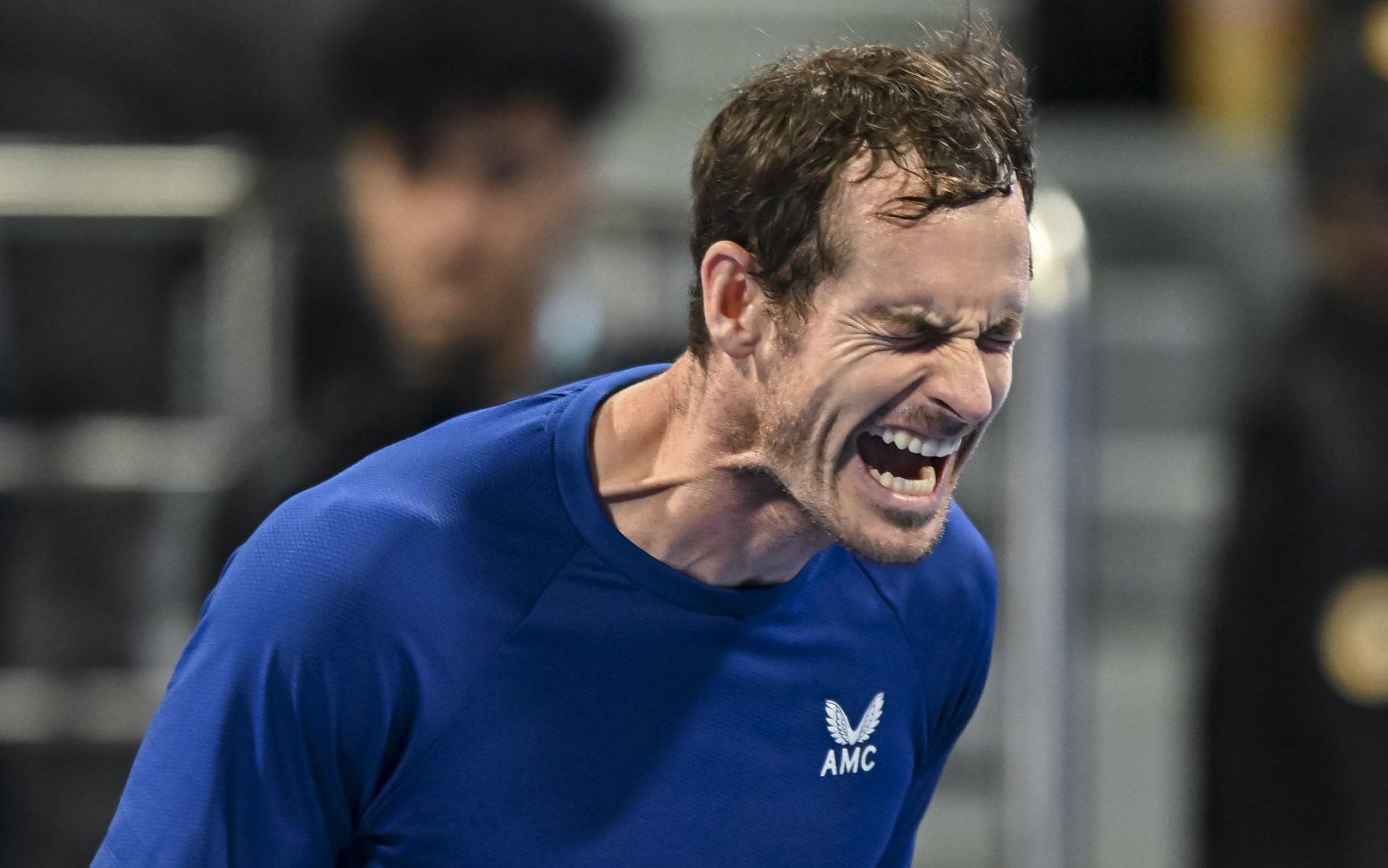 andy murray ends six-match losing streak with first victory of the year
