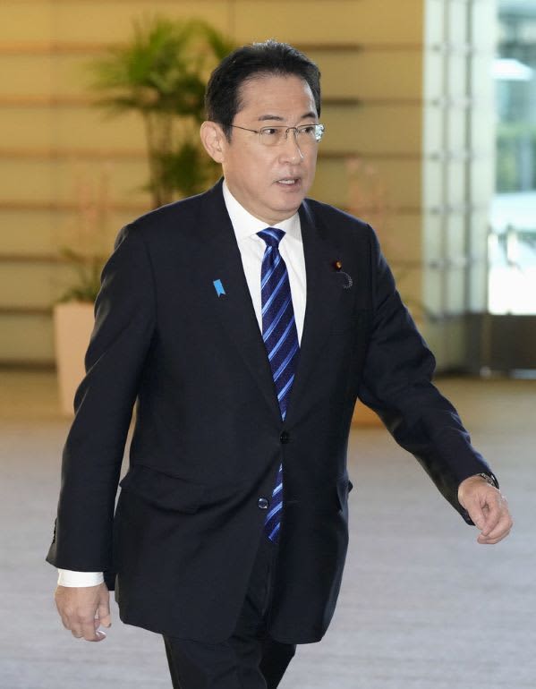 「総理、また散髪かよ」密着記者も驚く２週に１回ペース 岸田首相は歴代で最も床屋好き？一体なぜ？
