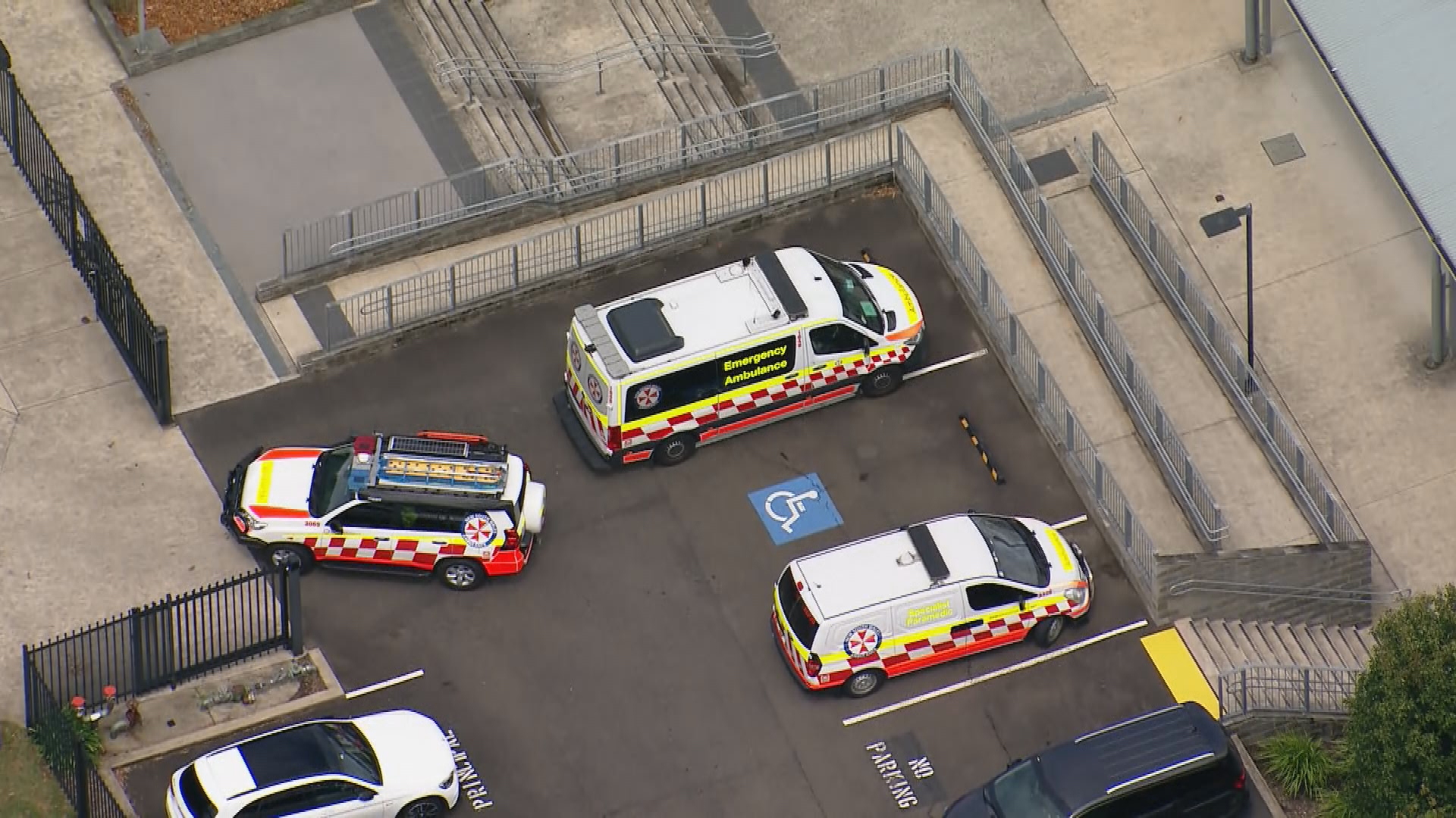 almost 30 students, teachers left feeling 'unwell' after chemical spill at school