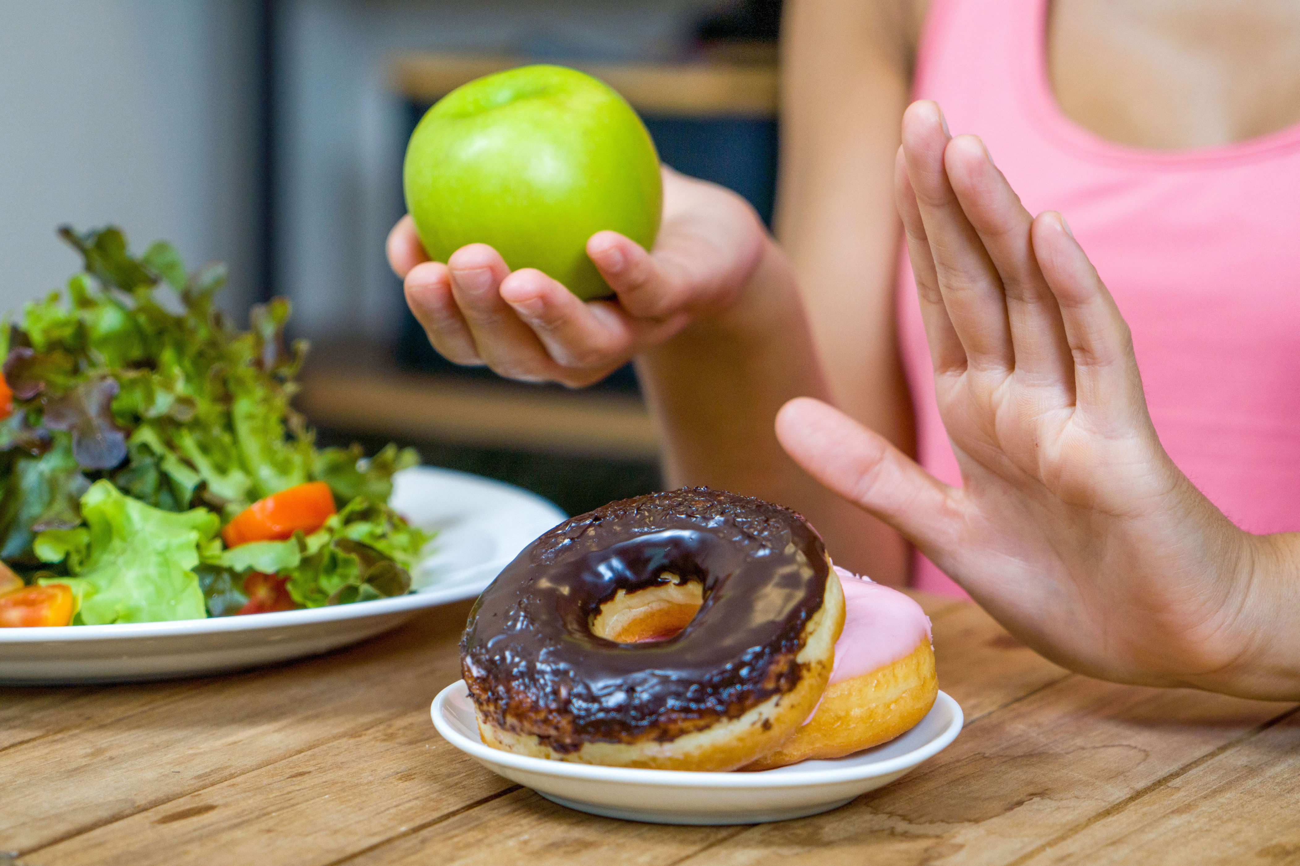 la moda de la alimentación intuitiva: ¿es saludable comer siempre lo que te pida el cuerpo?
