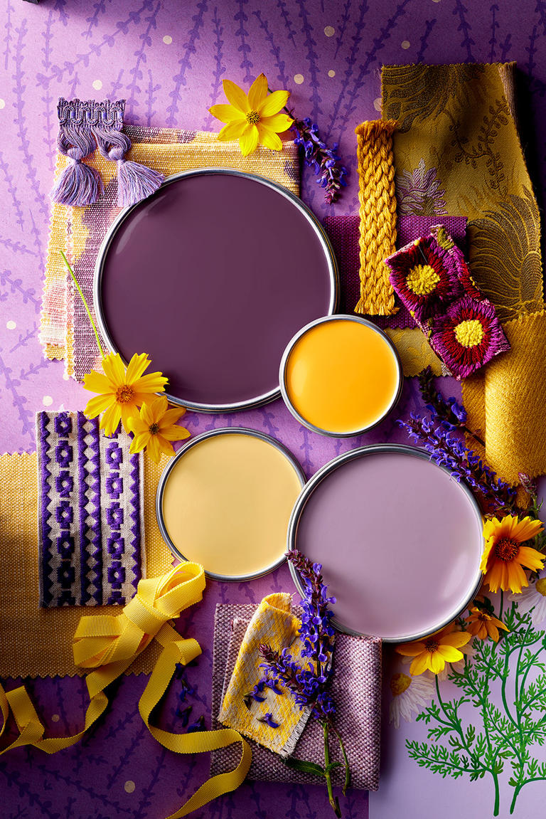 colours-that-go-with-purple-to-create-a-harmonious-living-space