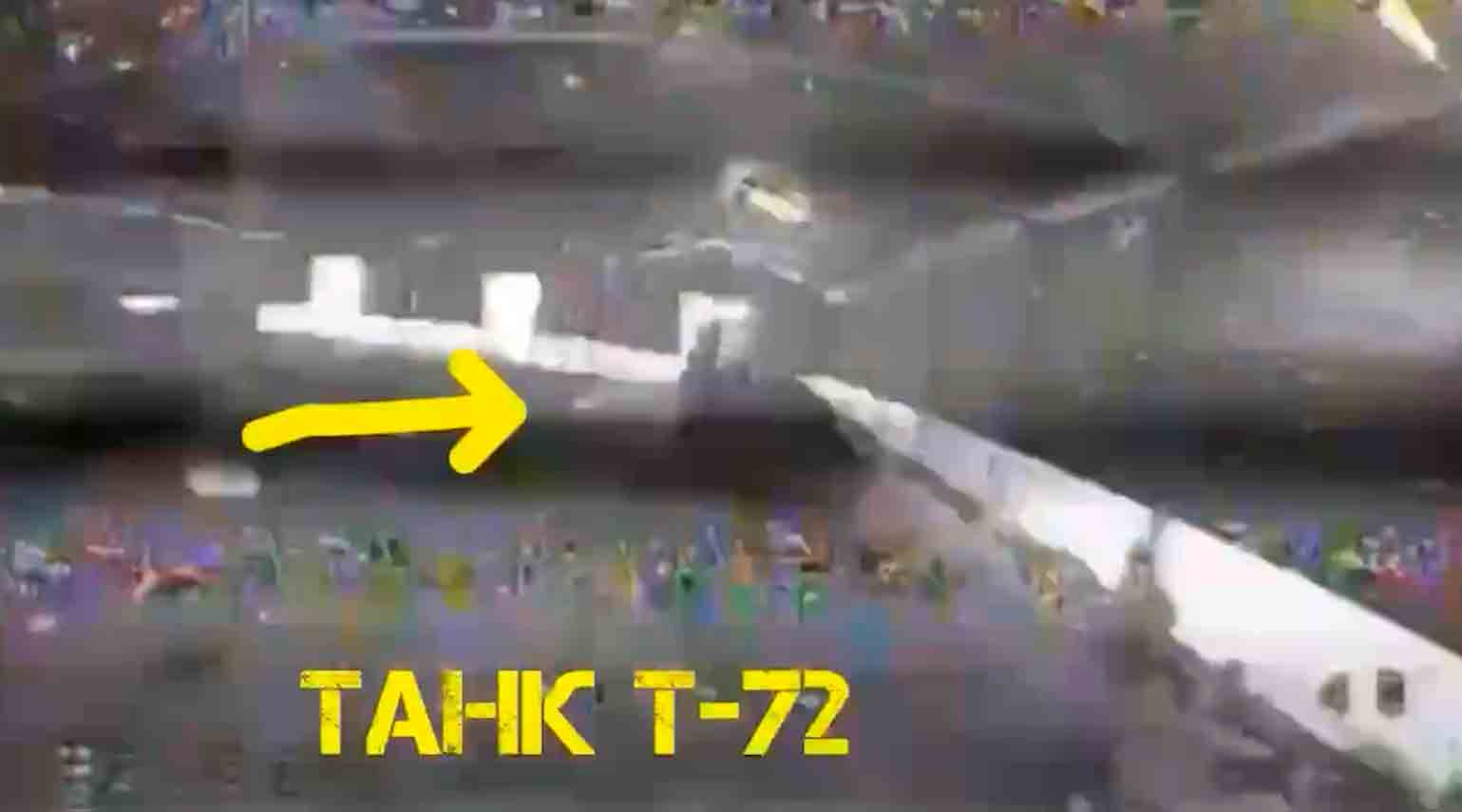 video: droni ucraini distruggono parcheggio con vari mezzi corazzati russi