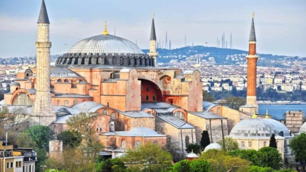 τουρκία: αποσυναρμολόγηση μιναρέ της αγίας σοφίας