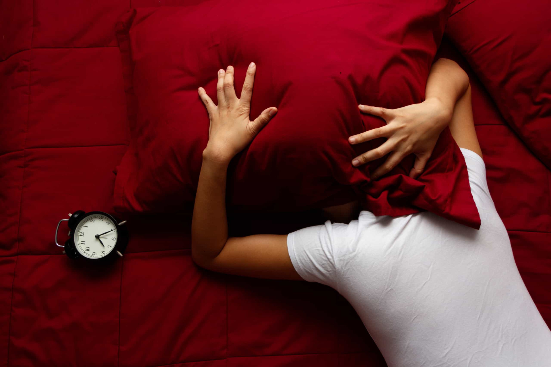 To wake up to fall. Бессонница будильник. Time to Wake up. Часы больных людей.