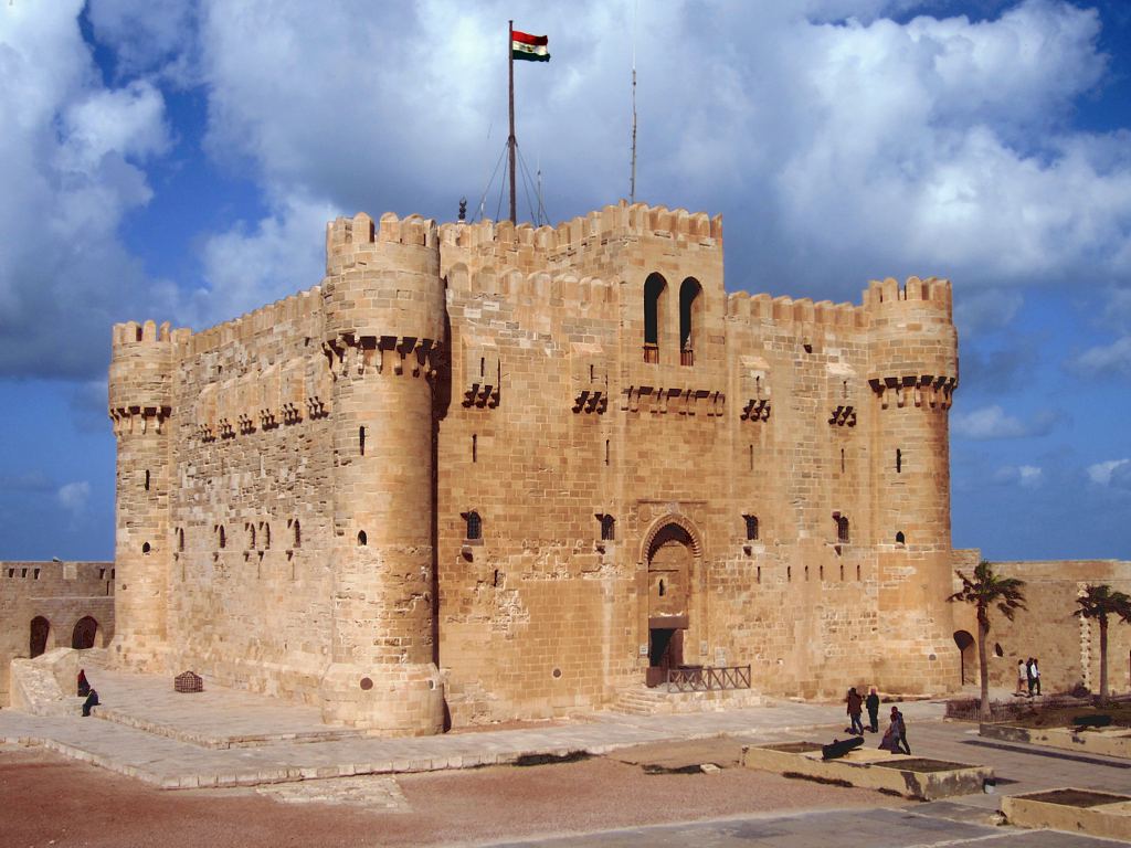 <p>In 1477, Sultan Al-Ashraf Qaitbay learned that Ottoman <em class="Highlight htbd83152e-bb7b-47ce-96de-a16669c66ac1">troops</em> were approaching the city of Alexandria. </p>  <p>The sultan quickly constructed Qaitbay Fort using the ruins of the legendary Pharos Lighthouse.</p>