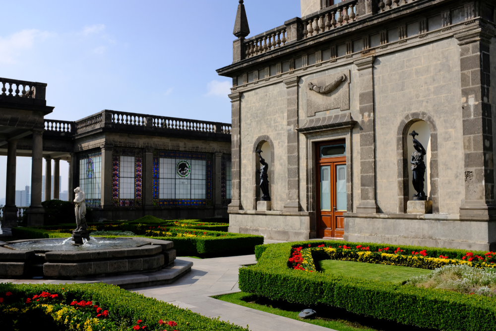 <p>For many years, Chapultepec Castle was <strong>the home of Mexico’s leaders</strong>. </p>  <p>In 1934, President Lázaro Cárdenas broke the tradition of living at the castle, and turned the palace into a museum.</p>