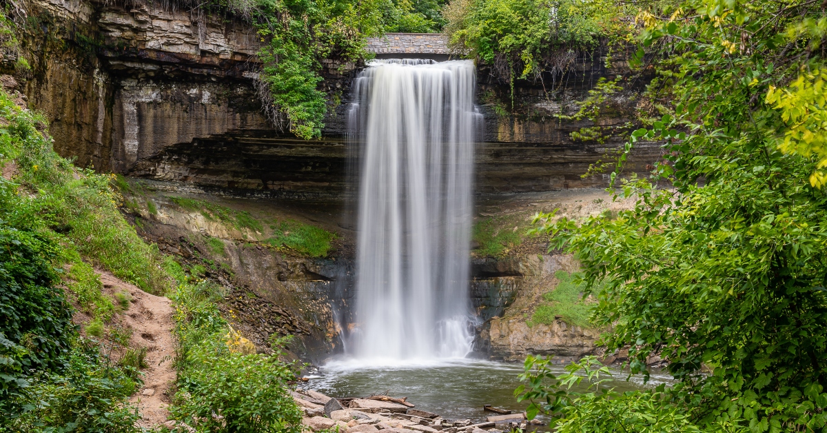 <p> A great way to explore some of Minneapolis’s natural beauty, Minnehaha Regional Park features a beautiful waterfall, limestone bluffs, and stunning river overlooks — and is completely free to visit.  </p>