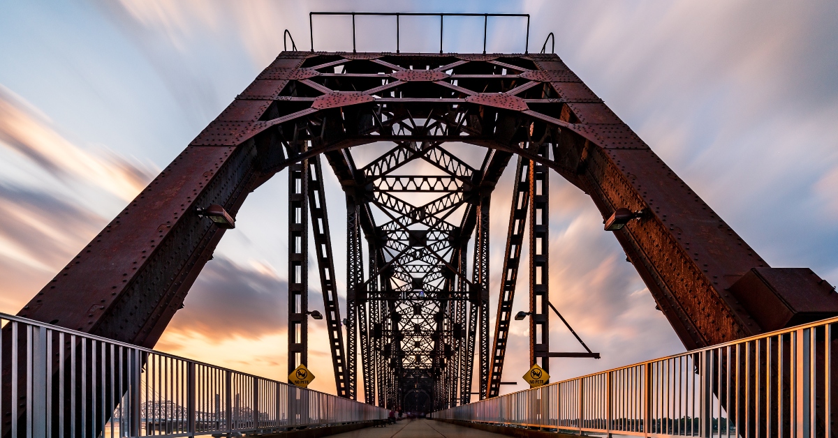 <p> There’s plenty to do at Big Four Bridge Waterfront Park beyond just taking in the awe-inspiring bridge that connects the park to Jefferson, Indiana. Visitors can enjoy stunning artwork and tranquil grounds — plus, the bridge is also a great place to take in the sunset.  </p>
