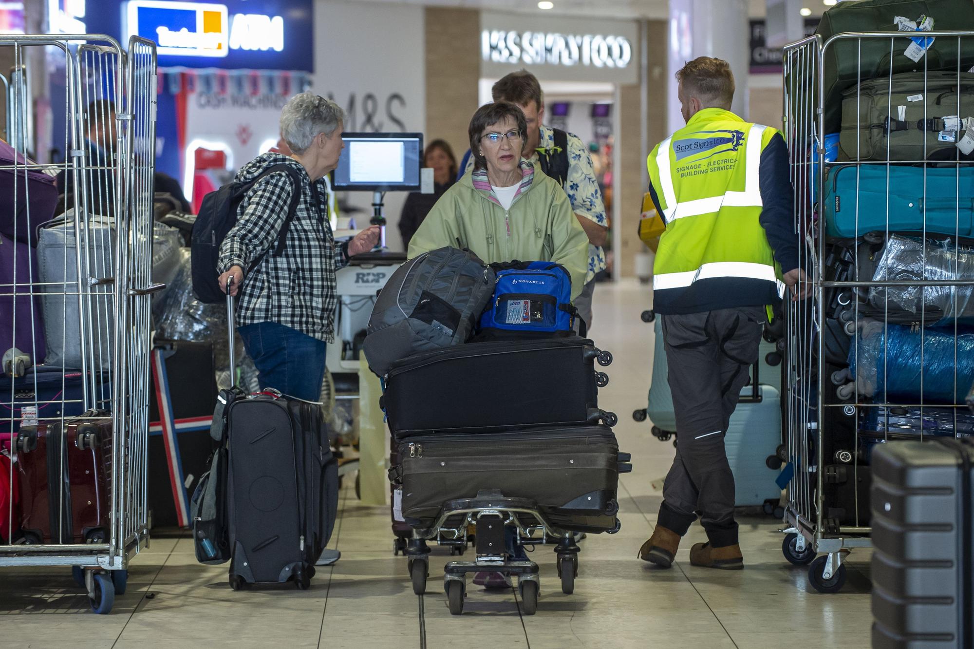 how to, edinburgh airport: how to avoid being caught up in a threatened third summer of baggage disruption – alastair dalton
