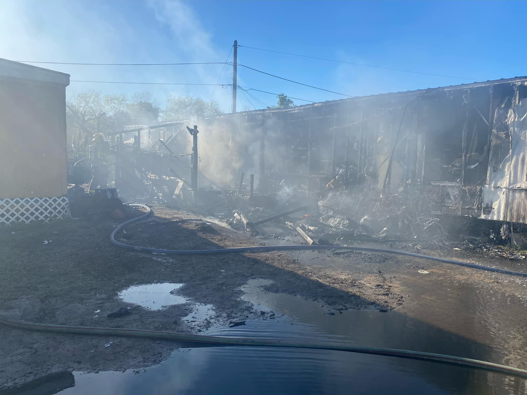 Families Left Homeless After Fire Destroys Two Mobile Homes In Cocoa