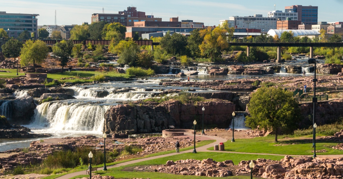 <p> Anyone passing through Sioux Falls should consider making a stop at Falls Park to see why the city got its name. It’s completely free to visit the park, and guests tend to find themselves in awe of the 100-foot falls (and the 128 acres of stunning nature that surround them).  </p>