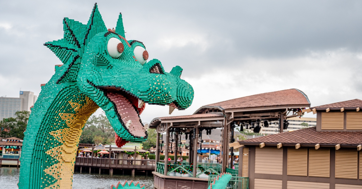 <p> With nearly 100 shops, plenty of great places to eat, and dozens of other attractions, Disney Springs is a fun alternative to the many pricier activities one can get into in Orlando. Visitors can be entertained for hours just walking around the town square-style pathways. </p> <p>  <a href="https://financebuzz.com/southwest-booking-secrets-55mp?utm_source=msn&utm_medium=feed&synd_slide=10&synd_postid=16407&synd_backlink_title=9+nearly+secret+things+to+do+if+you+fly+Southwest&synd_backlink_position=6&synd_slug=southwest-booking-secrets-55mp">9 nearly secret things to do if you fly Southwest</a>  </p>