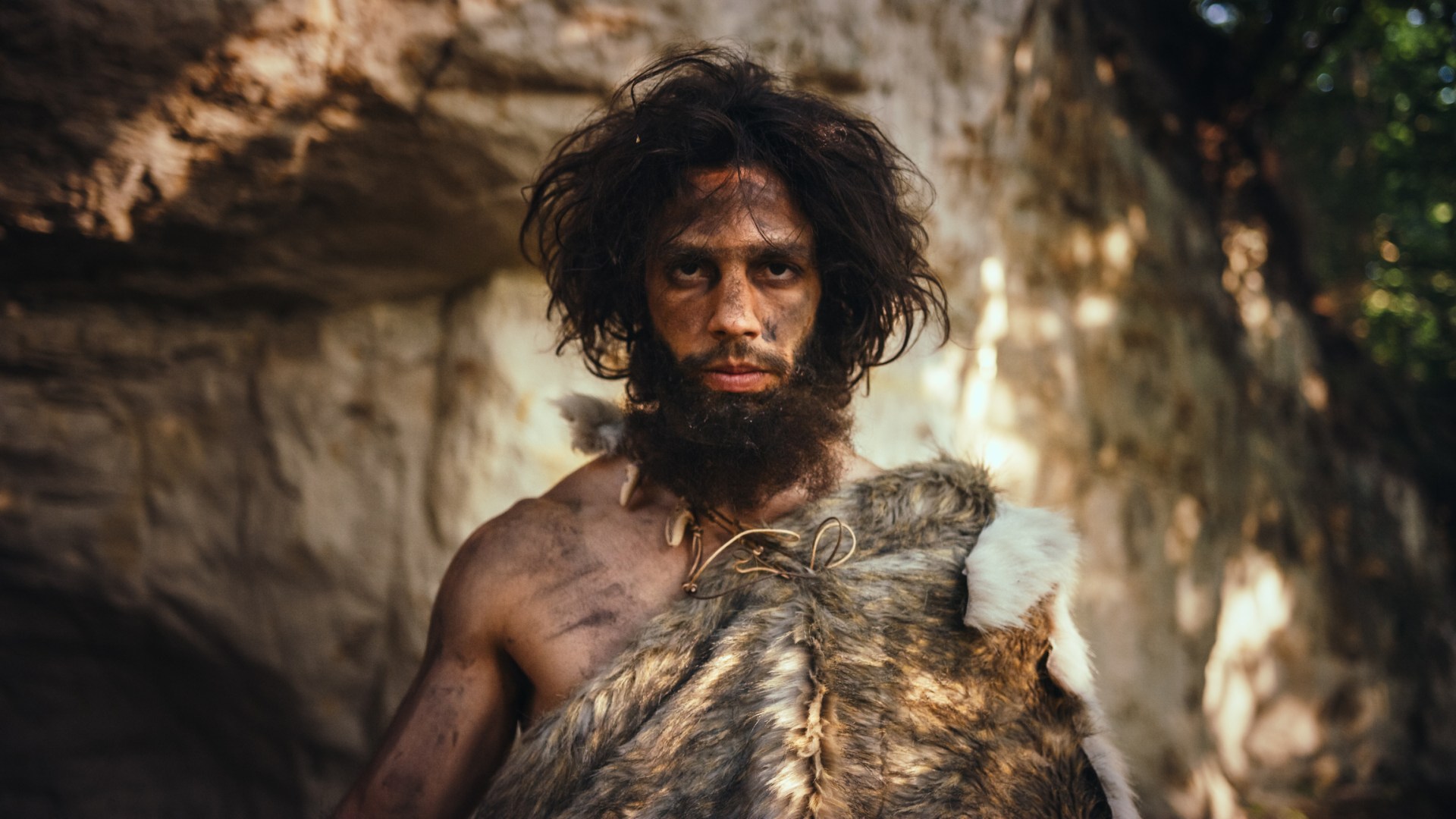 a sticky trick proves neanderthals were actually pretty smart