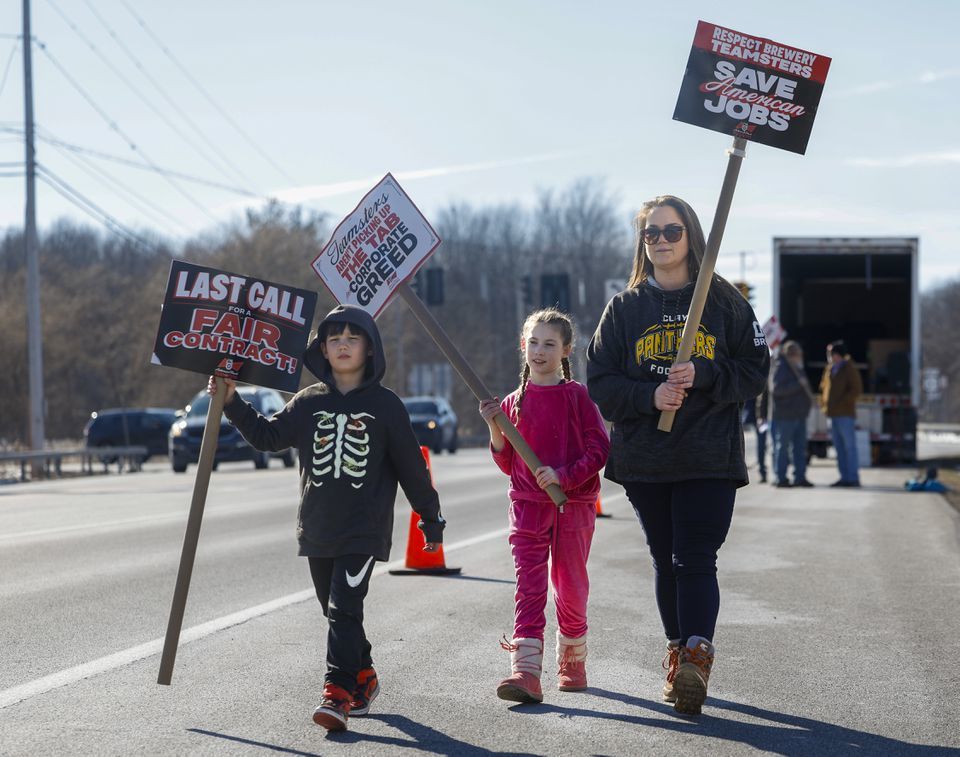 ‘no contract. no beer.’ union prepares for strike at central ny’s anheuser-busch brewery