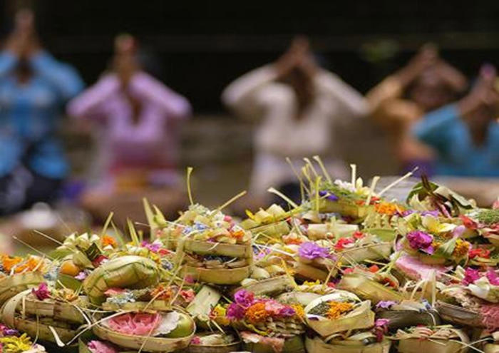 jadwal rahinan umat hindu bali pada juli 2024, ada hari raya saraswati & pagerwesi