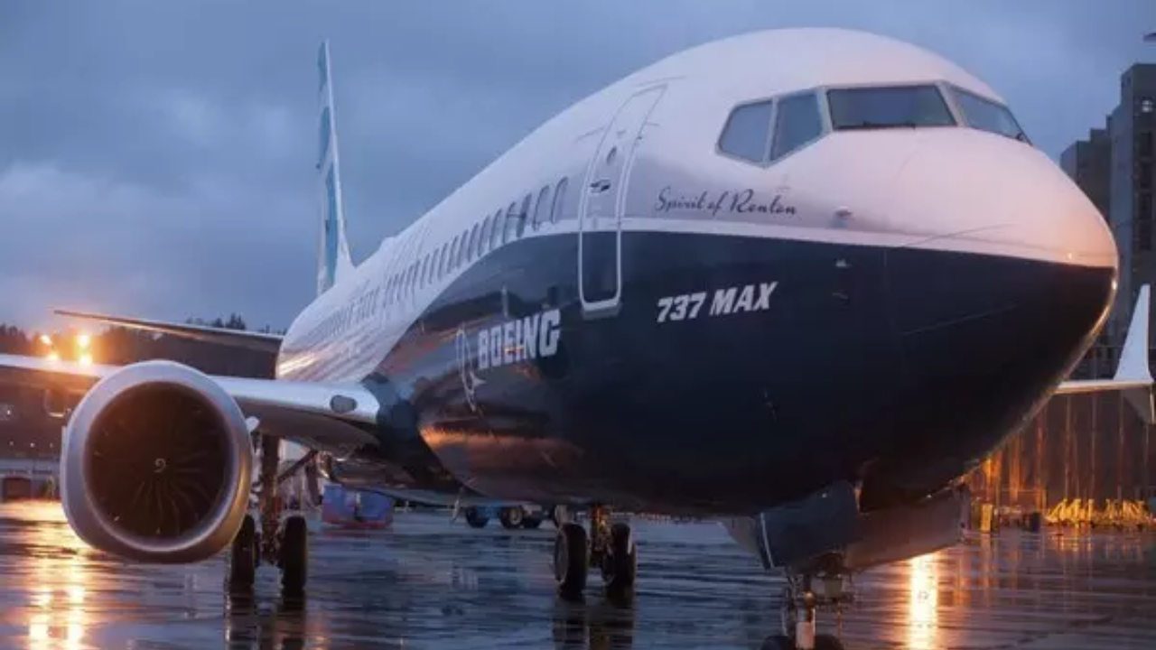 boeing removes head of 737 max programme amid safety concerns