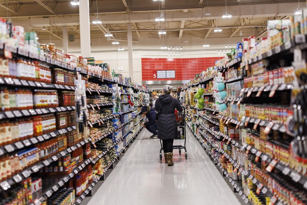 nearly 60% of canadians prioritize discounts on expiring food, survey says