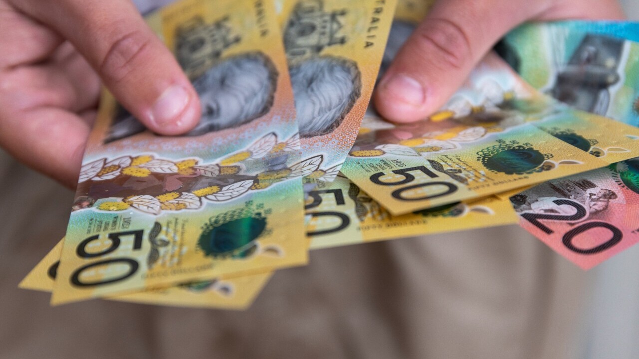 australian workers see biggest wage rise in 15 years