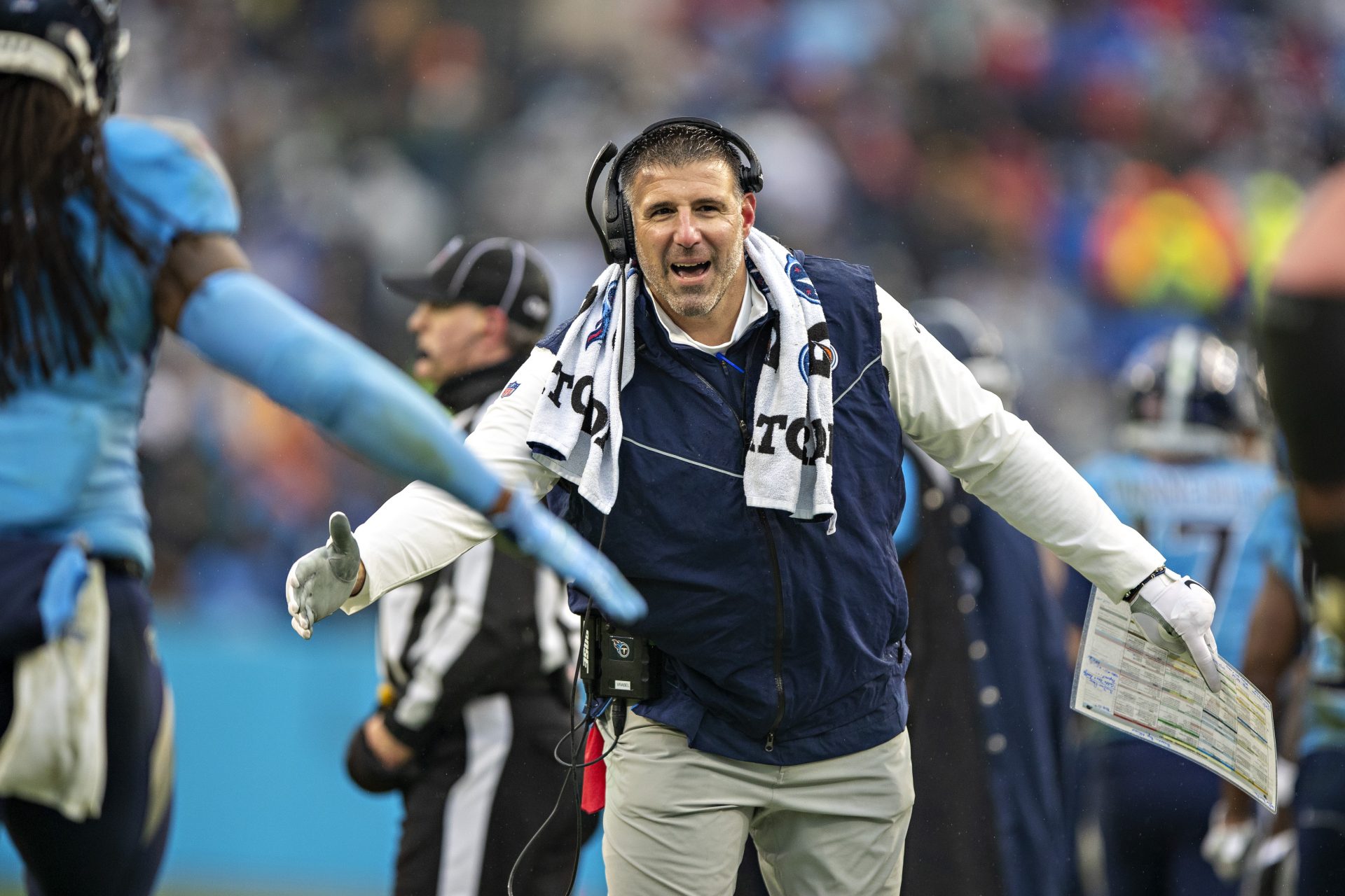 El bizarro motivo por el que Mike Vrabel no encuentra trabajo en la NFL