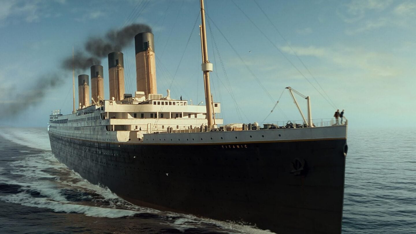 <p>The RMS Titanic was a luxury Steam Liner passenger ship built by The White Star Line. It was the largest <em>ship afloat</em> at the time she entered service. The British luxury passenger liner tragically sank on April 14–15, 1912, during its maiden voyage, en route to New <a class="wpil_keyword_link" href="https://minitravellers.co.uk/york-with-kids/" rel="noopener" title="York">York</a>. </p>