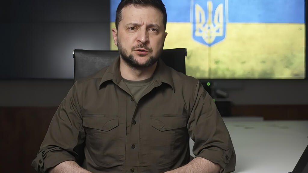ukraine: le mandat de zelensky à l'épreuve d'une troisième année de guerre