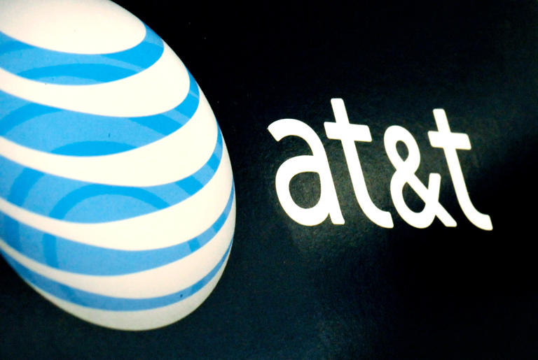 A 5 credit for the AT&T outage? How some Ohioans might qualify for