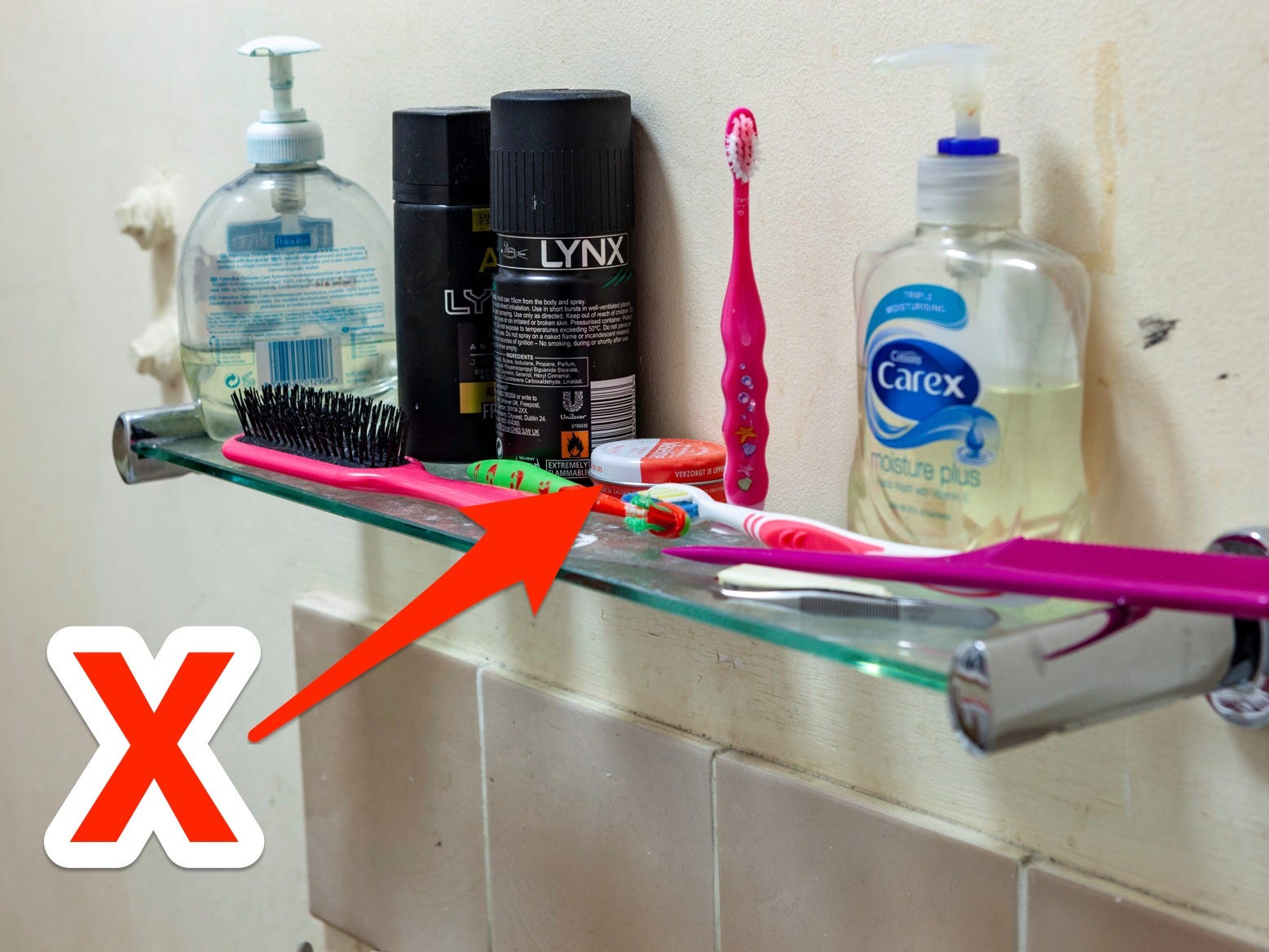 13 things to get rid of in your bathroom, according to interior designers