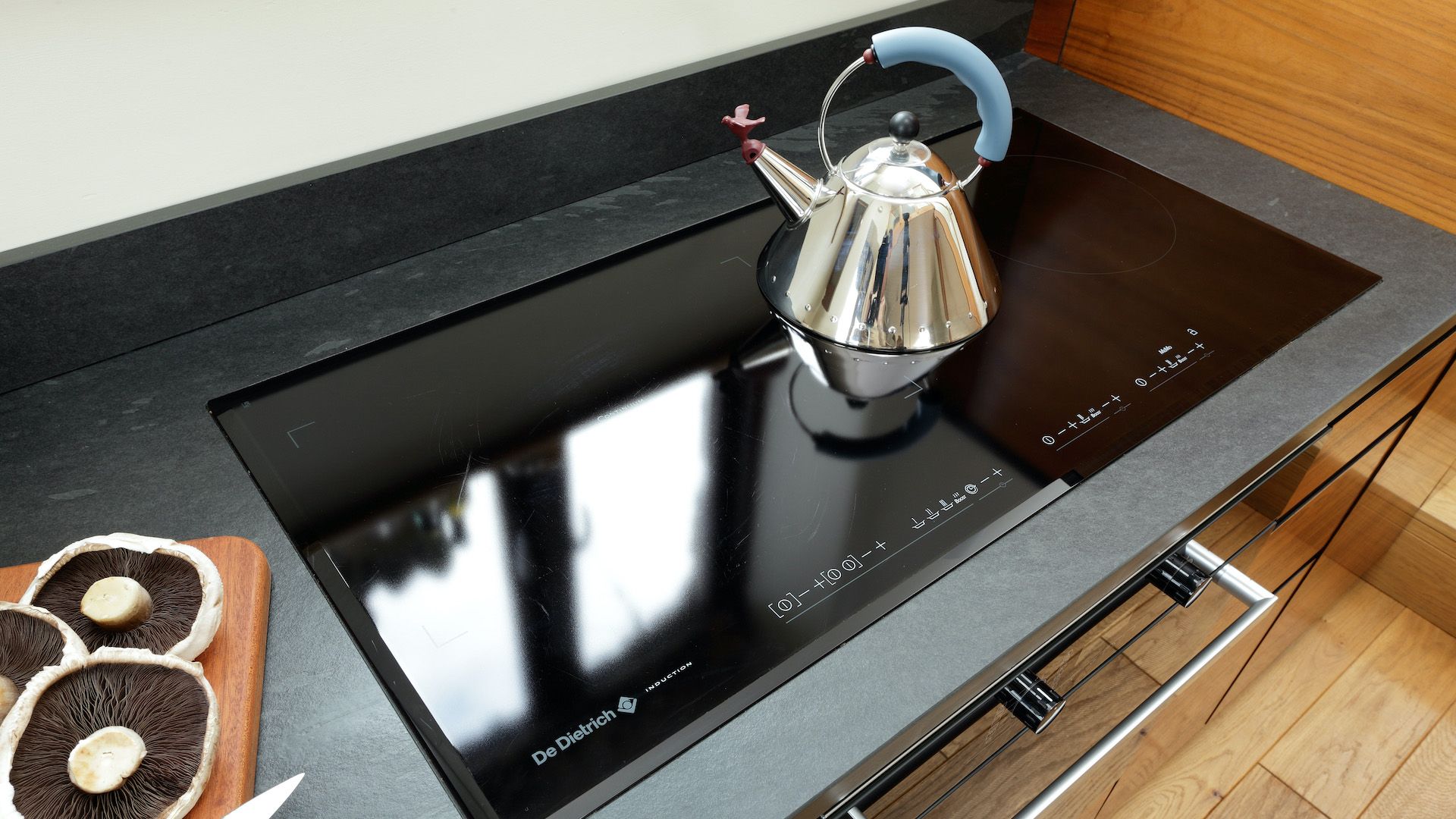 What I Wish I Had Known Before Buying An Induction Hob Reveals A   BB1iIm9D.img