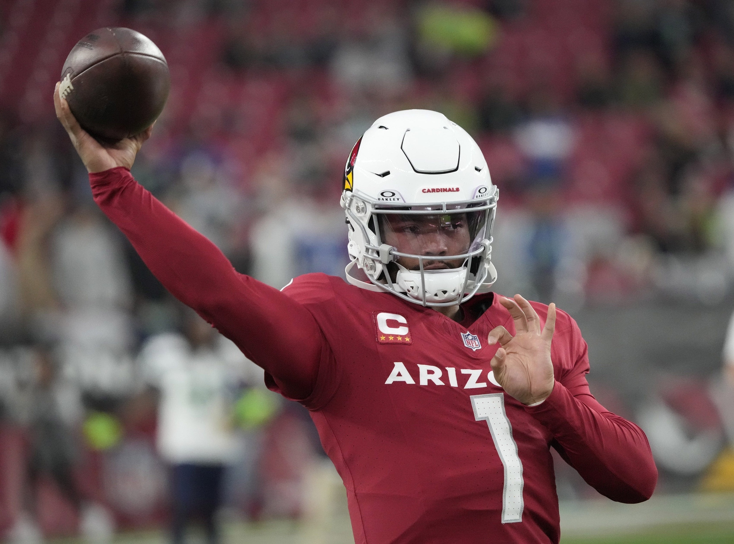 latest mock draft suggests hot seat for cardinals qb kyler murray