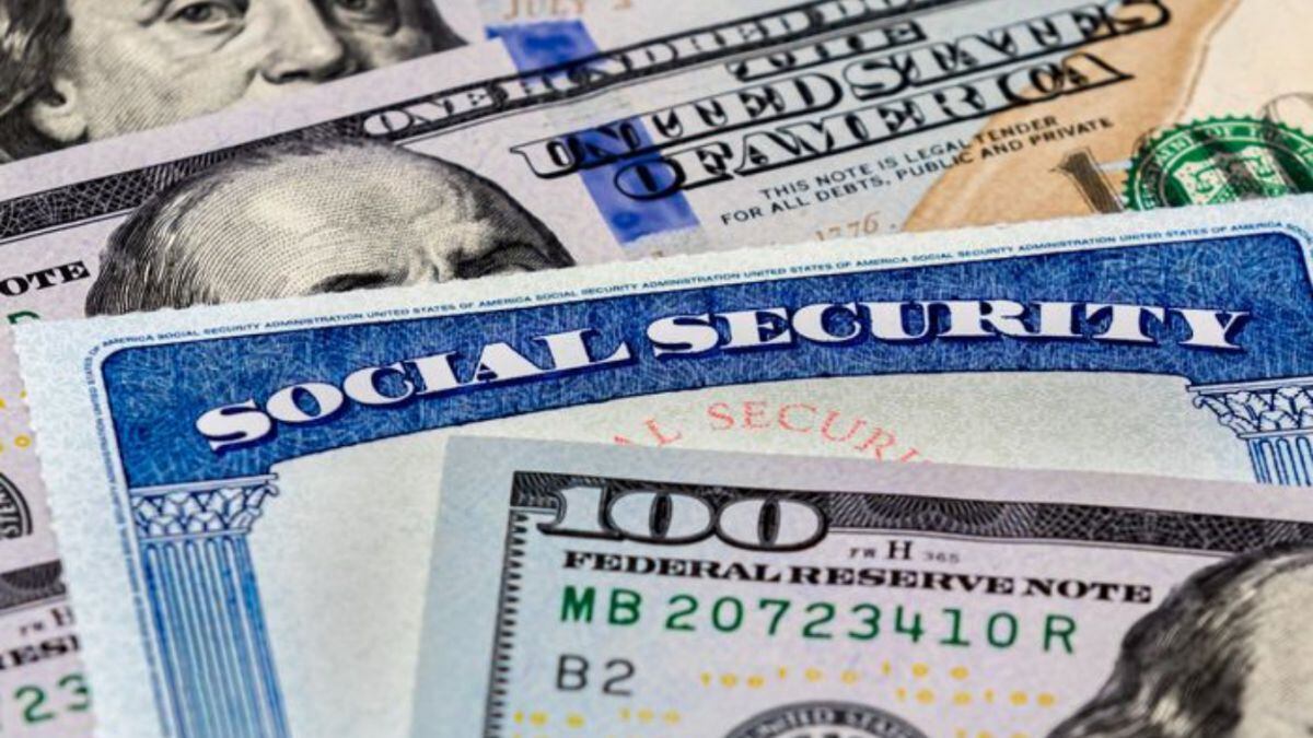 ¿quiénes reciben $1,900 dólares del seguro social el 28 de febrero?