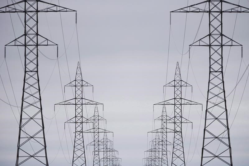 manitoba hydro forecasting $190m net loss for fiscal year ending in march