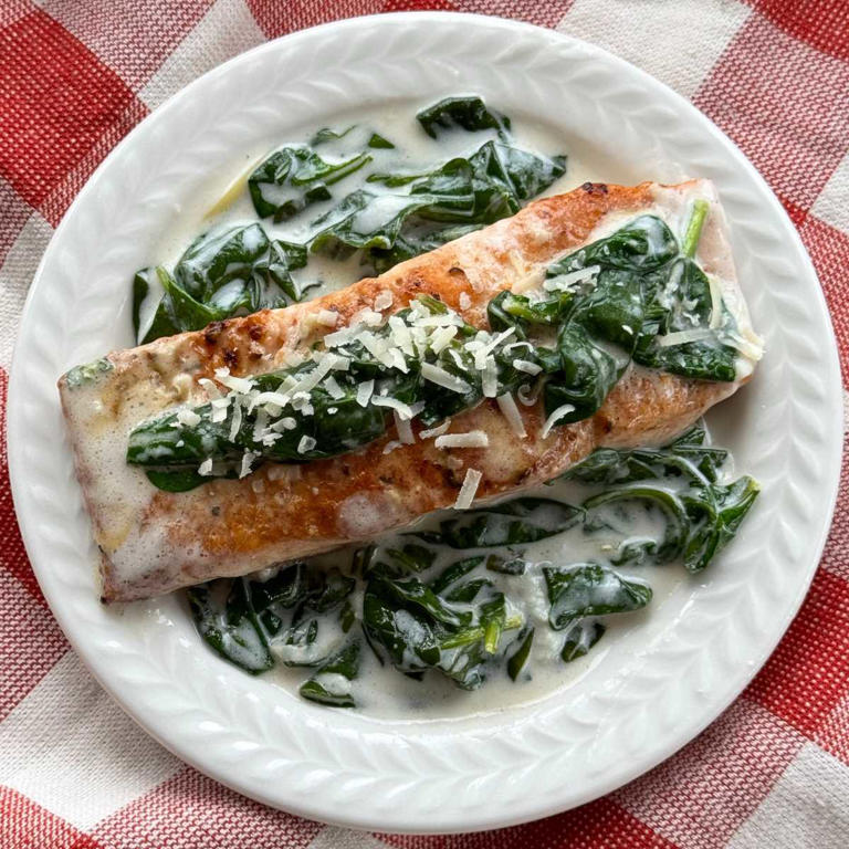 Easy Salmon Florentine Recipe